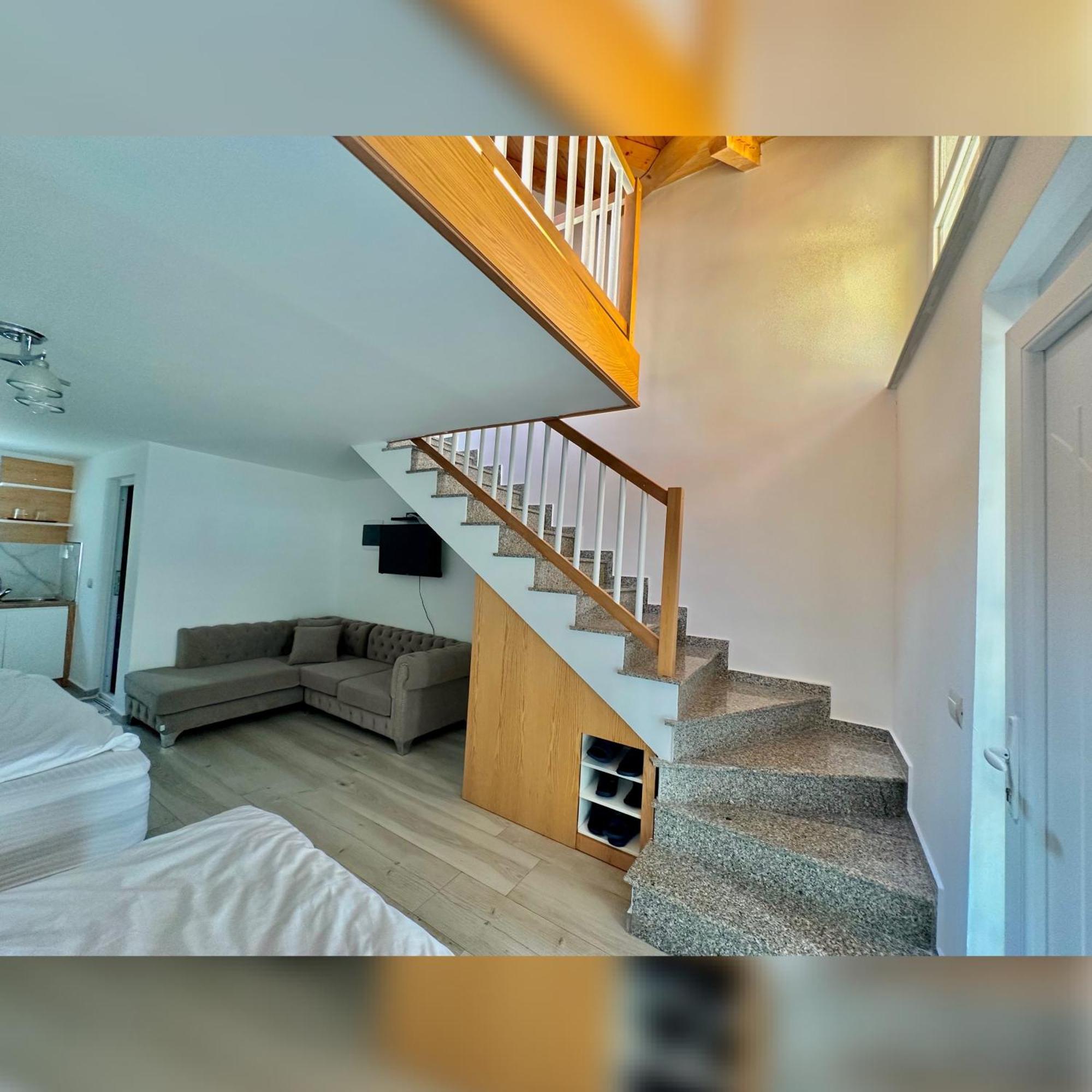 Breezy Hotel Вальбоне Екстер'єр фото