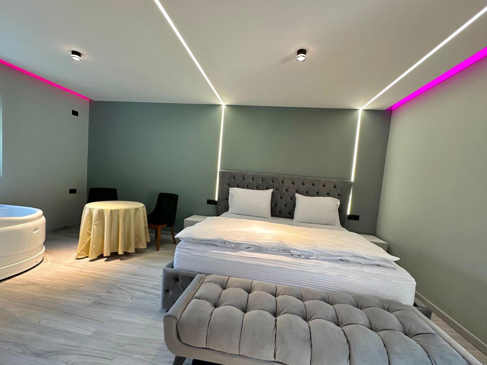 Breezy Hotel Вальбоне Номер фото