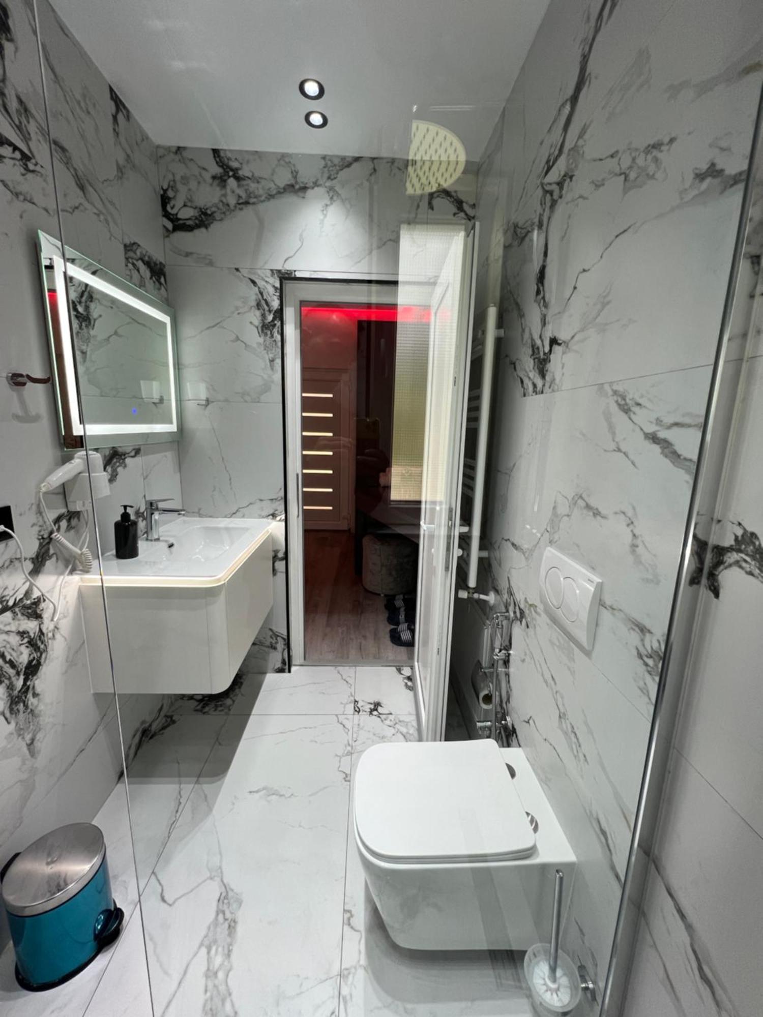 Breezy Hotel Вальбоне Екстер'єр фото
